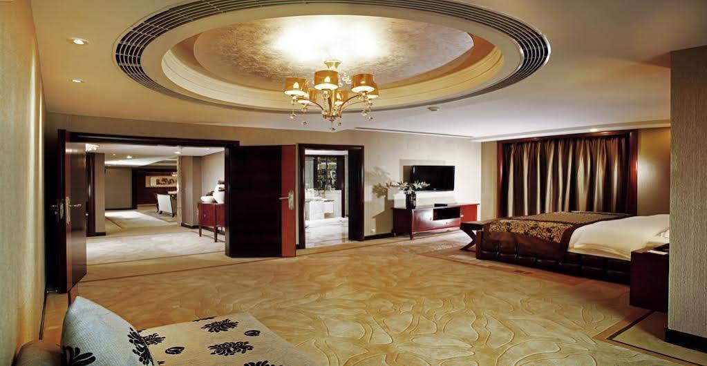 Empark Grand Hotel Chongqing Eksteriør bilde
