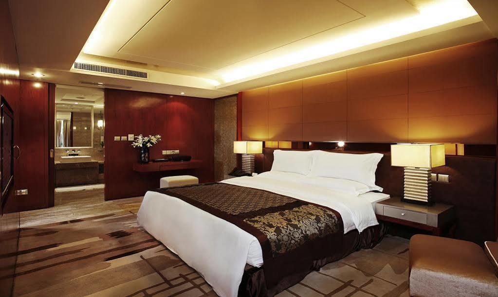Empark Grand Hotel Chongqing Eksteriør bilde