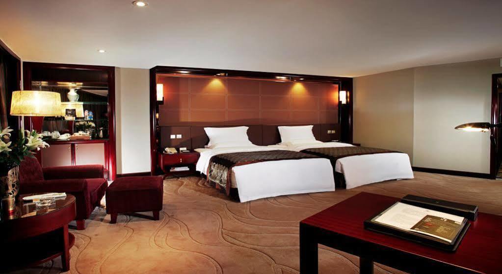 Empark Grand Hotel Chongqing Eksteriør bilde